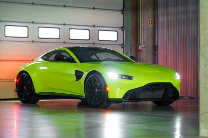 Aston, Aston Martin Vantage, 2019, Lime Essence Green, HD, 2K, 4K